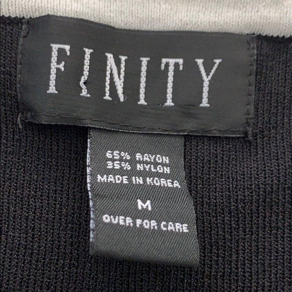 NWT Sleeveless Rayon Lightweight Shell - Picture 2 of 6